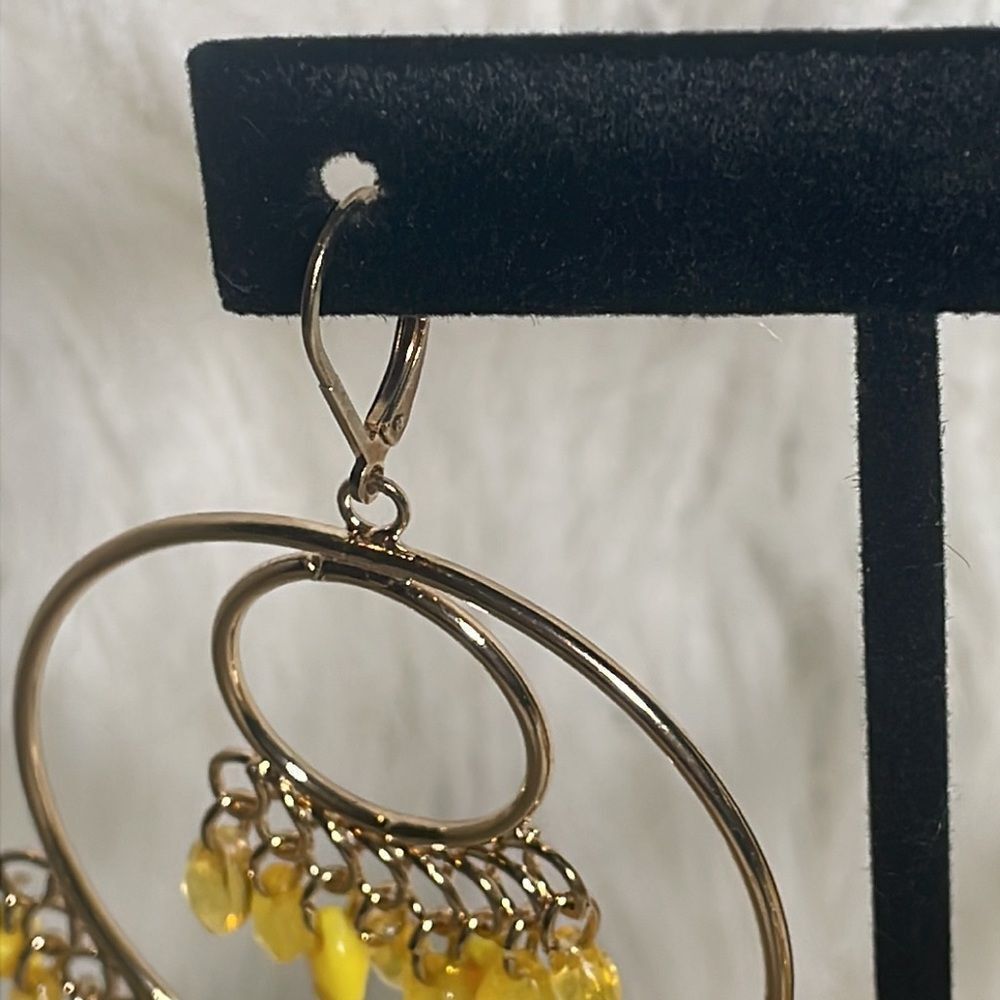 🍍Yellow Statement Earrings - Picture 3 of 5